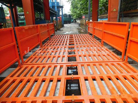 點擊查看詳細信息<br>標題：濟寧唐口煤礦4X12米煤礦專用洗車機 閱讀次數：3733