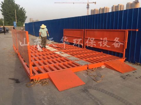 點(diǎn)擊查看詳細(xì)信息<br>標(biāo)題：6m長(zhǎng)免基礎(chǔ)型工程洗車機(jī) 閱讀次數(shù)：6170